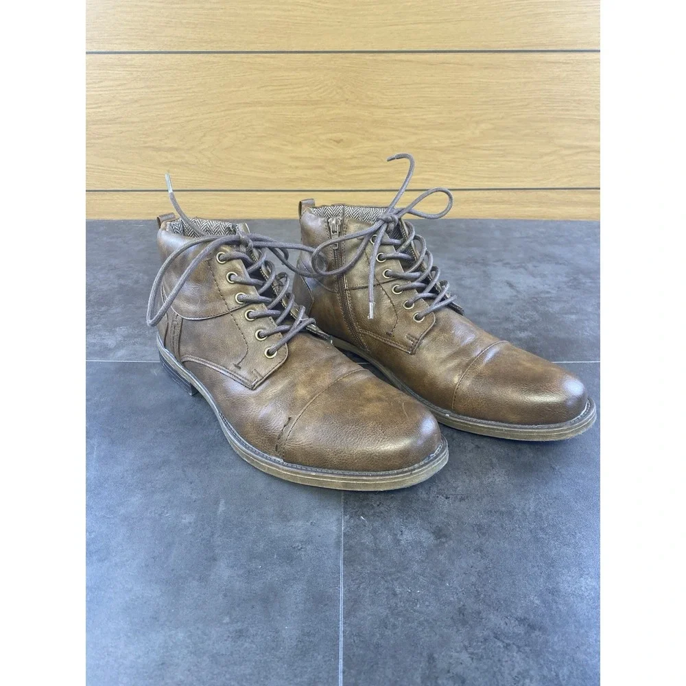 Restoration Men's Russell Distressed Brown Look Zip Boots Size 10-CLEAN